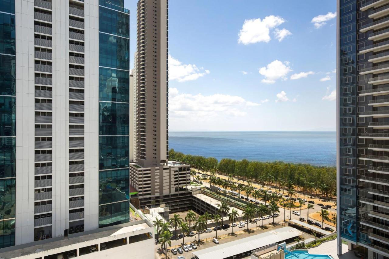 The Westin Panama Hotel Exterior photo